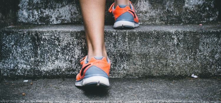 Examining The Pros And Cons Of Women Wearing Men's Running Shoes