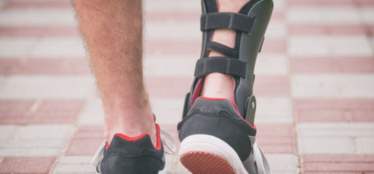 How To Wear An Ankle Brace With Shoes